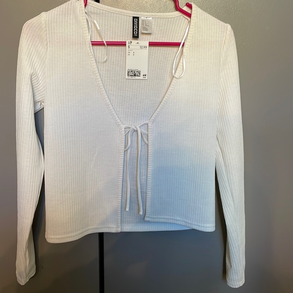 H&M Tops - NWT H&M top